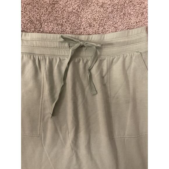 Lou & Grey Signature Soft Drawstring Pocket Skirt in Sage,L - Picture 2 of 7